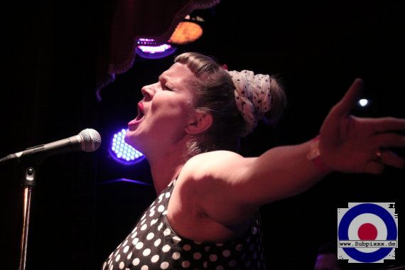 The Kitchenettes (CH) Soul-Nighter, Noels Ballroom, Leipzig 30. September 2011 (9).JPG